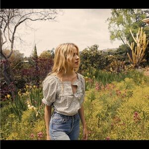 DÔEN Farley Blouse Top in Blue Floral Size Small